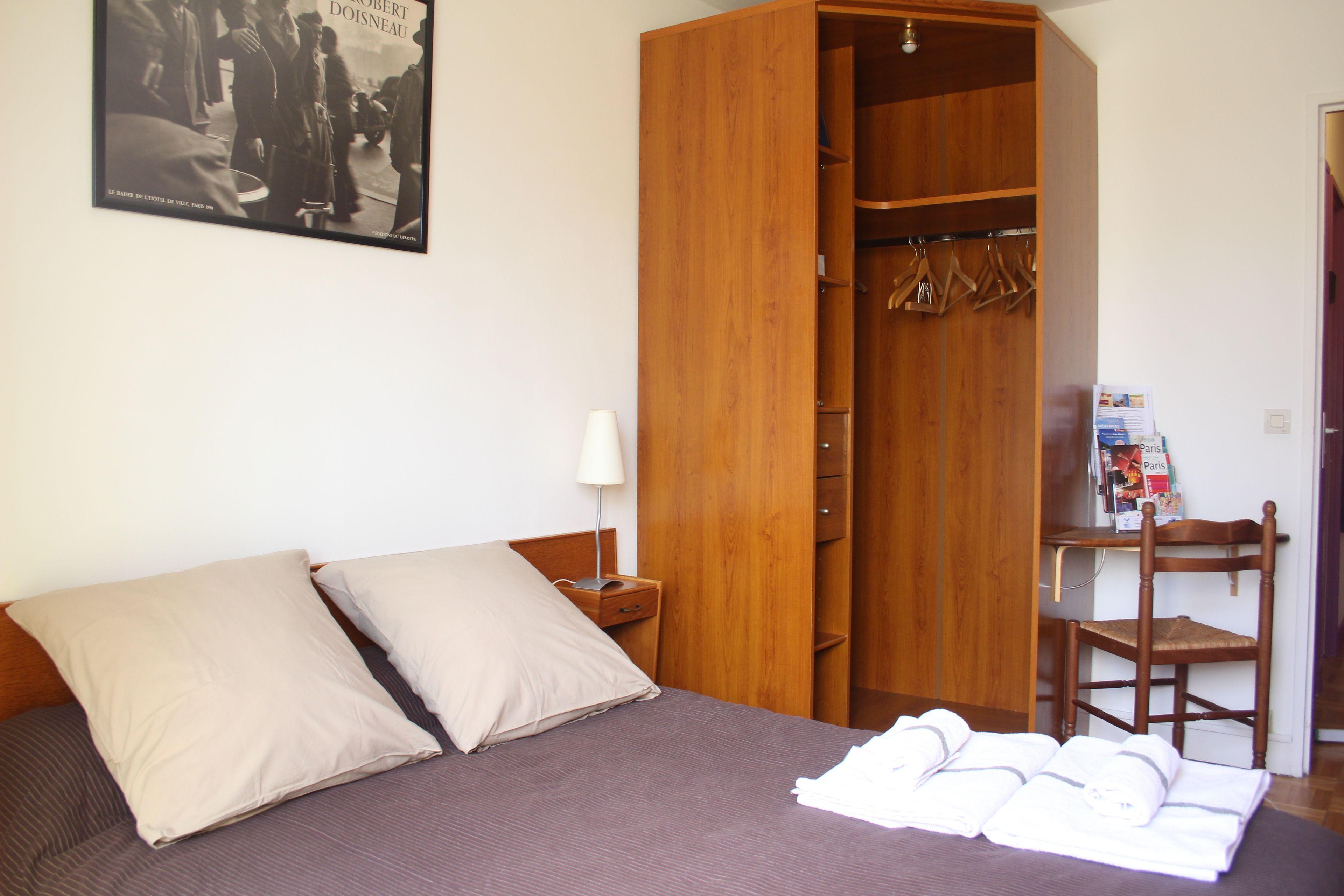 D'amis - D'hotes-b&b-guest House Bed & Breakfast