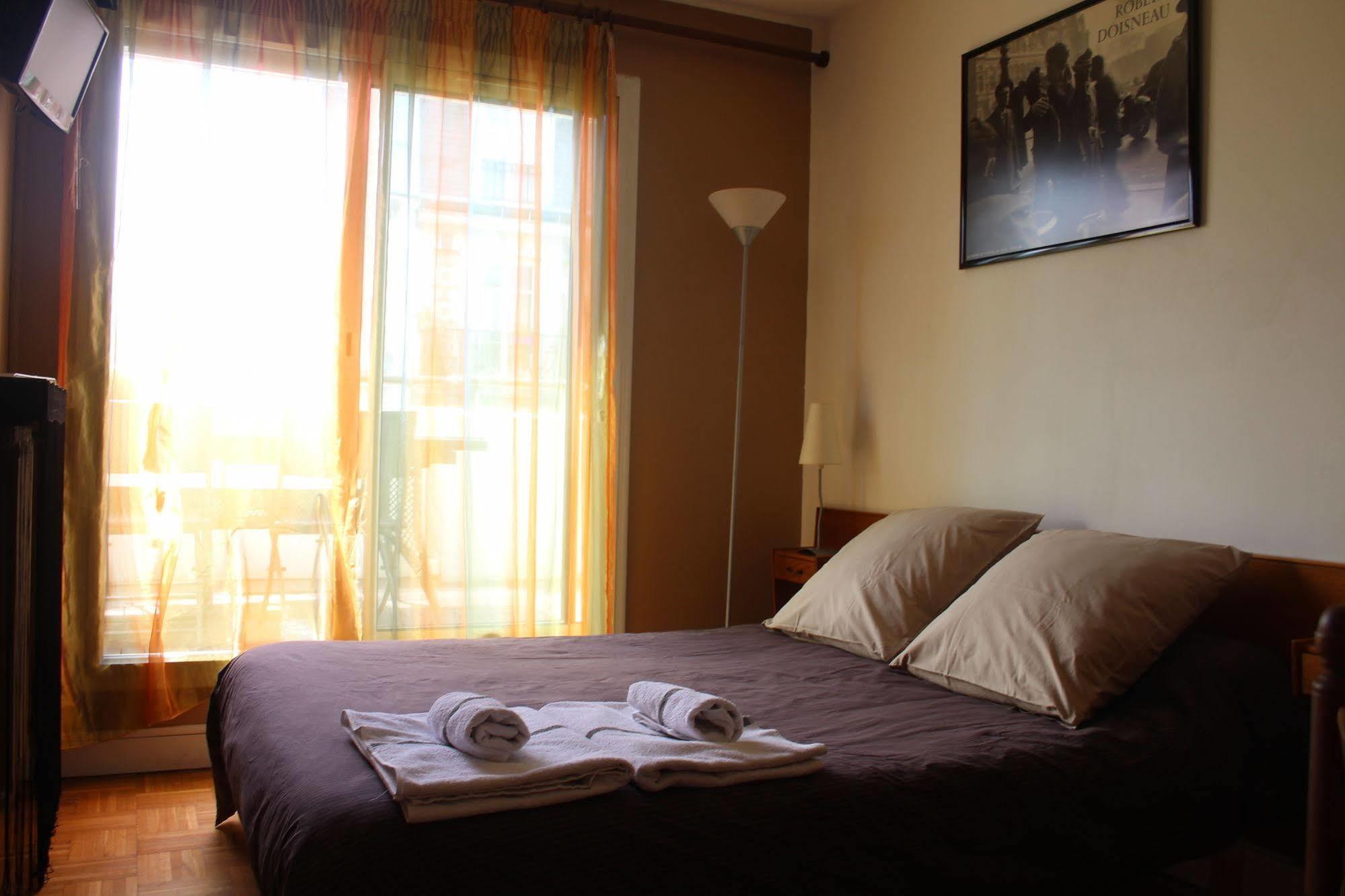 Bed & Breakfast D'amis - D'hotes-b&b-guest House Paris