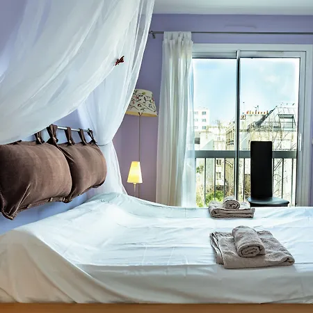 D'amis - D'hotes-b&b-guest House 4* Parigi